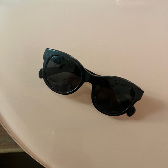 Anine Bing Sunglasses - Picture 4 of 5